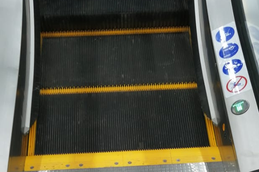 MEGASHOP ESCALERA MECANICA